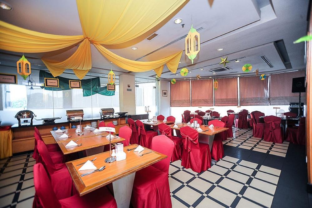 Empress Hotel Szepang Kültér fotó